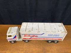IH Semis + Trucks Lot Ertl