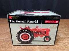 1/16 Farmall Super M Precision NIB Ertl