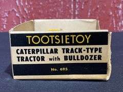 1/50 Caterpillar D7 Crawler Tootsietoy
