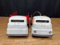 (2) Structo Trucks