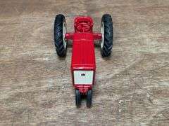1/16 Farmall 404 Ertl