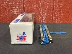 (2) 1/64 Kinze Planters SC