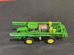1/64 John Deere R4038 Sprayer 2019 Farm Show NIB Ertl