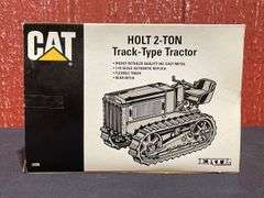1/16 Caterpillar Holt 2-Ton Crawler NIB Ertl