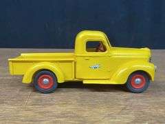 (2) International Pickups Product Miniature