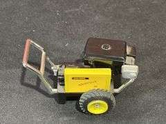 (2) 1/16 John Deere Pressure Washers SC