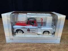 1/25 IH Refrigeration Pickup NIB SC