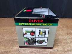 1/16 Oliver 88 NIB SC