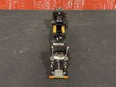 1/64 Challenger 2014 Outlaw Edtion Semi