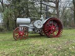 International Harvester Titan 10-20