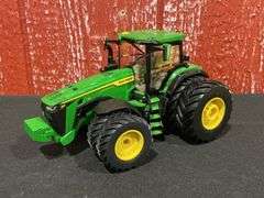 1/32 John Deere 8R 410 2021 Farm Show NIB Ertl