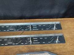 (4) International Badges