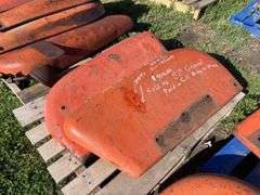 Allis Chalmers D14 and D15 Fender Set