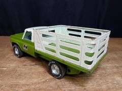 Stake Truck NyLint