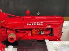 1/12 Farmall H NIB Franklin Mint