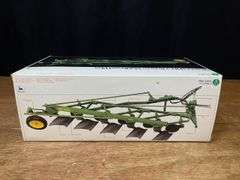 1/16 John Deere F145H Plow Precision NIB Ertl