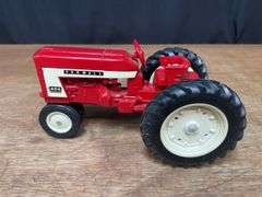 1/16 Farmall 404 Ertl
