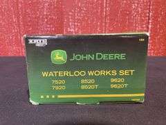 1/64 John Deere Waterloo Works Set NIB Ertl