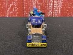 1/64 Kinze Semi w/Planter