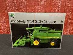 1/32 John Deere 9750 STS Combine Precision NIB Ertl