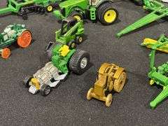 (15) 1/64 John Deere