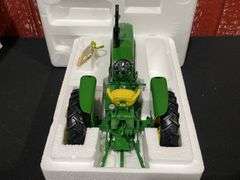 1/16 John Deere 3010 Precision NIB Ertl
