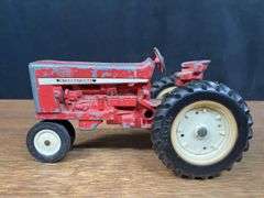 (3) 1/16 IH 544 + Farmall 350 Tractors Ertl