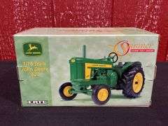 1/16 John Deere 620 2002 SFTS NIB Ertl