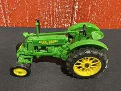 (2) 1/16 John Deere BW + G