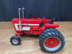 1/16 IH 1468 1995 Blue River Valley NIB Ertl