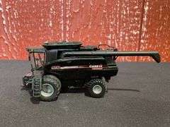 (2) 1/64 Case-IH 9230 Combine Black Farm Show + IH 1460 Combine NIB Ertl
