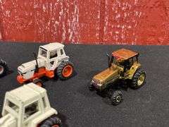 (5) 1/64 Case + Case-IH Tractors