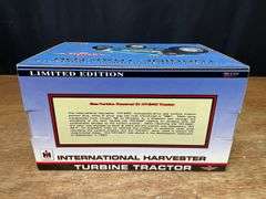1/16 IH HT-340 Turbine Tractor NIB SC