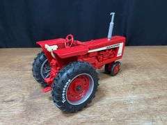1/16 Farmall 706 Firestone NIB Ertl