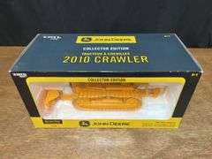 1/16 John Deere 2010 Crawler Collector NIB Ertl