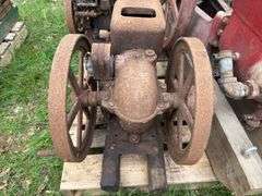 1.5HP John Deere Model E - Red