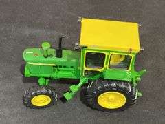 (3) 1/32 John Deere Tractors Ertl
