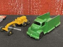 (3) Graders + Sinclair Truck