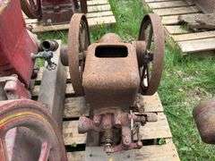 1.5HP John Deere Model E - Red