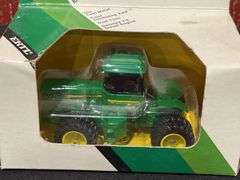 (2) 1/64 John Deere 4wd NIB Ertl