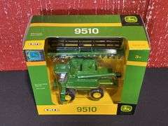 1/64 John Deere 9510 Combine NIB Ertl