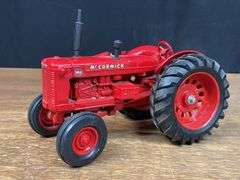 (2) 1/16 McCormick WD-9 Ertl