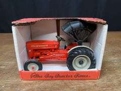 1/16 Ford 641 Workmaster 1998 TTT NIB Ertl