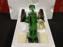 1/16 John Deere B Precision NIB Ertl