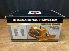 1/16 IH TD-14 Crawler NIB SC