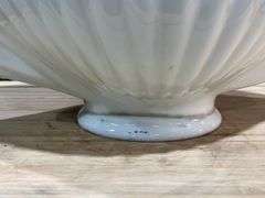 Clamshell - Shape. Shell Oil Glass Fuel Pump Globe
