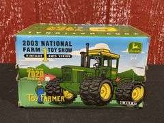 1/32 John Deere 7020 2003 NFTS NIB Ertl