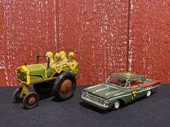 (2) US Army Car + Jumpin Jeep