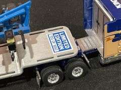1/64 Kinze Semi w/Planter
