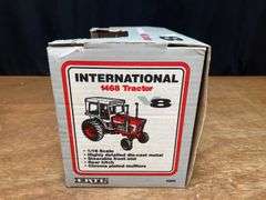 1/16 IH 1468 NIB Ertl